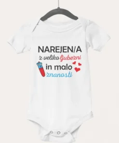 Otroški bodiji z napisom - Narejena z veliko ljubezni in znanosti