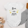 Otroški bodi za oznanitev nosečnosti - Born in 2025